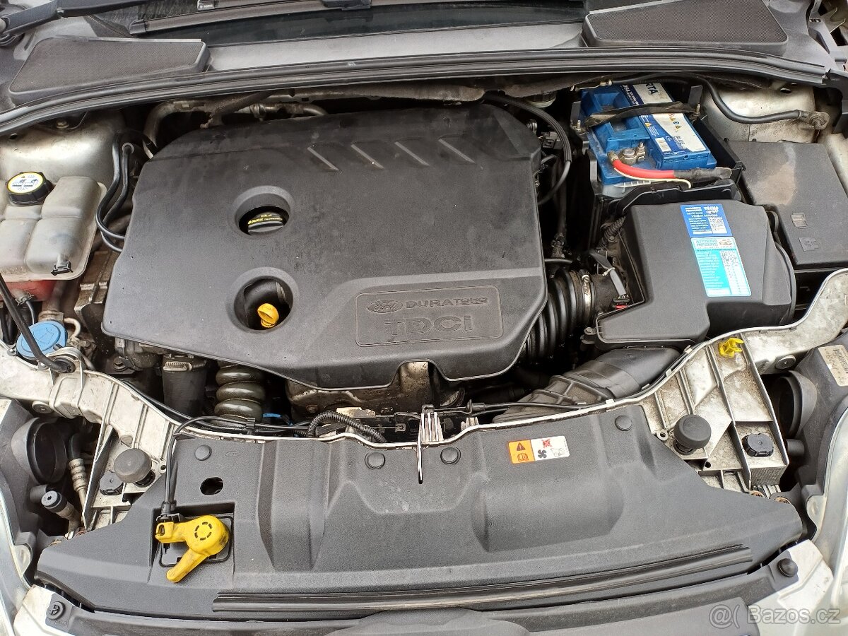 Ford focus combi 1,6 nafta - 14
