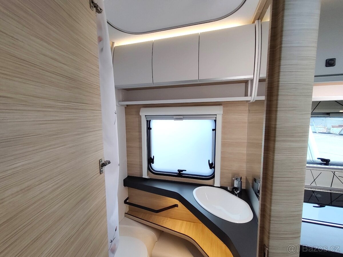 Obytný přívěs Fendt Apero 495 SG nový skladem - 14