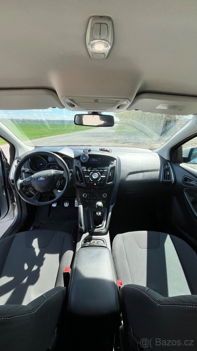 Ford focus 3 hatchback - 14