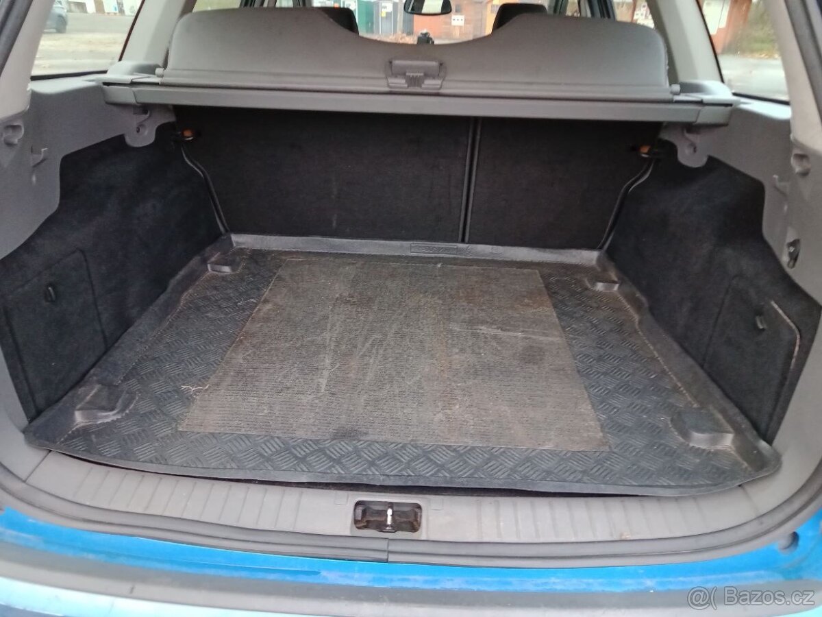 Prodám Ford Focus Combi 1.6TDCI 74KW Trend D r.v. 2008 - 14