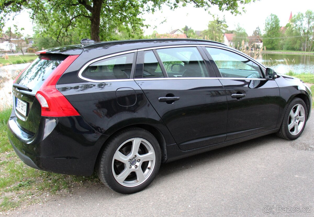 Volvo V60 2.0L 120KW - 14