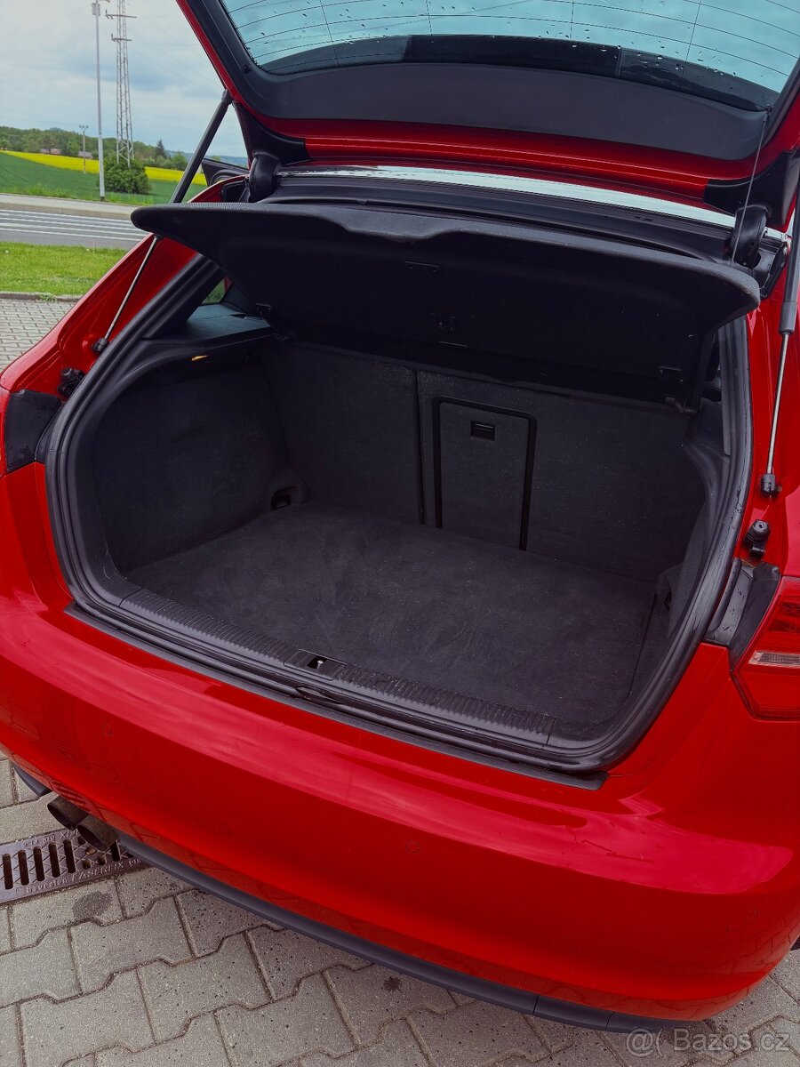 Audi A3 2.0tfsi max výbava - 14
