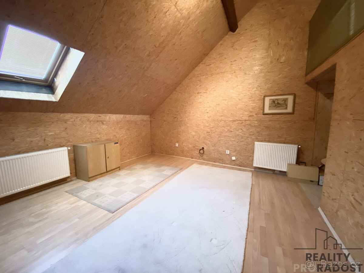 Prodej rodinného domu Olomouc, Chválkovice. - 14