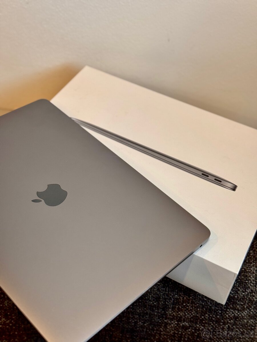 MacBook Air 13 - 14