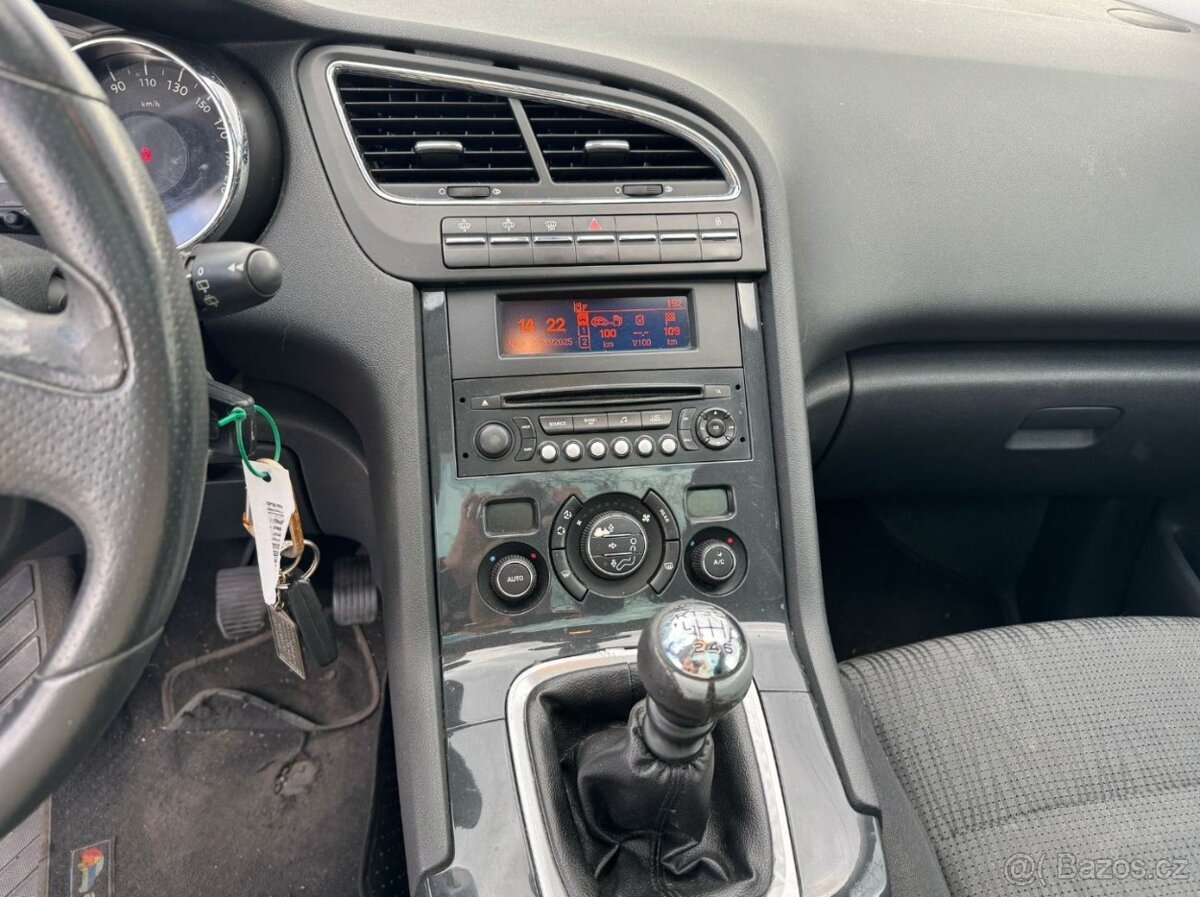 Peugeot 5008 1.6 HDI - 14