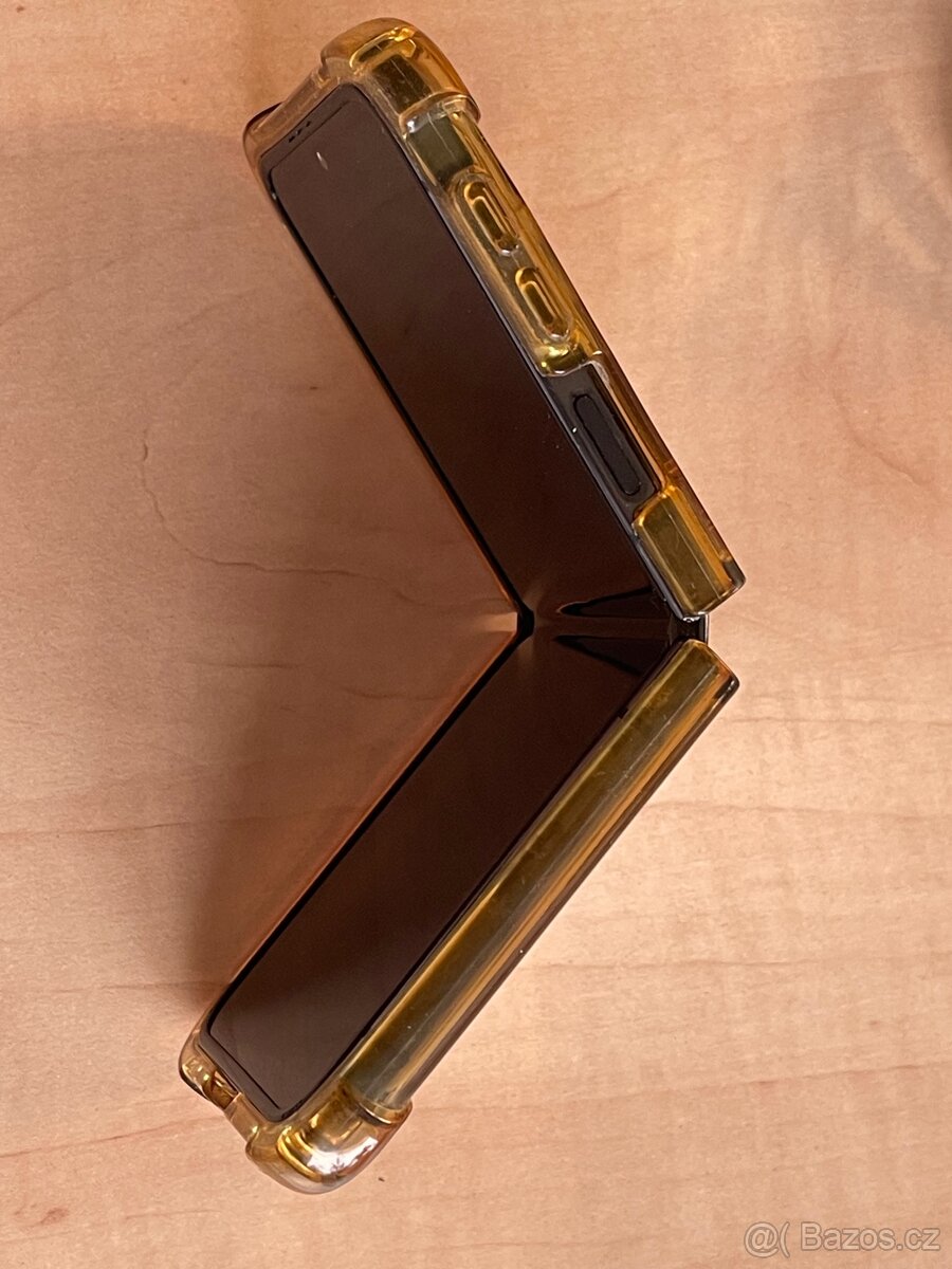 Samsung Galaxy Z Flip 4. 256Gb - 14