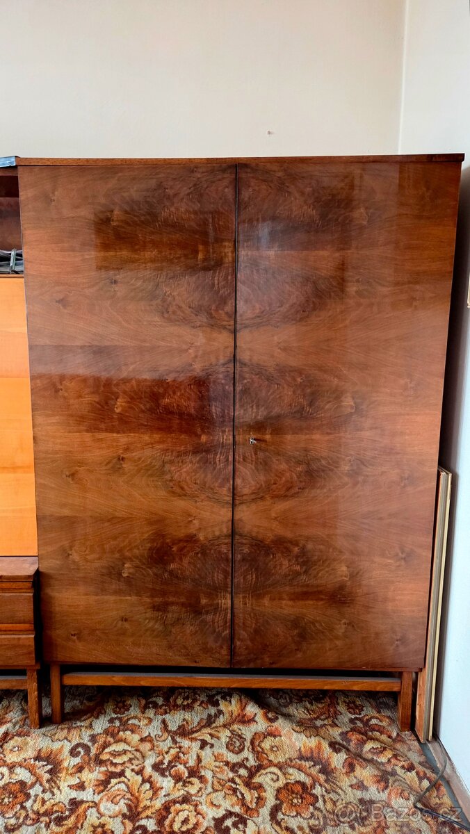 Nábytek a vybavení z 60. a 70. let - 14