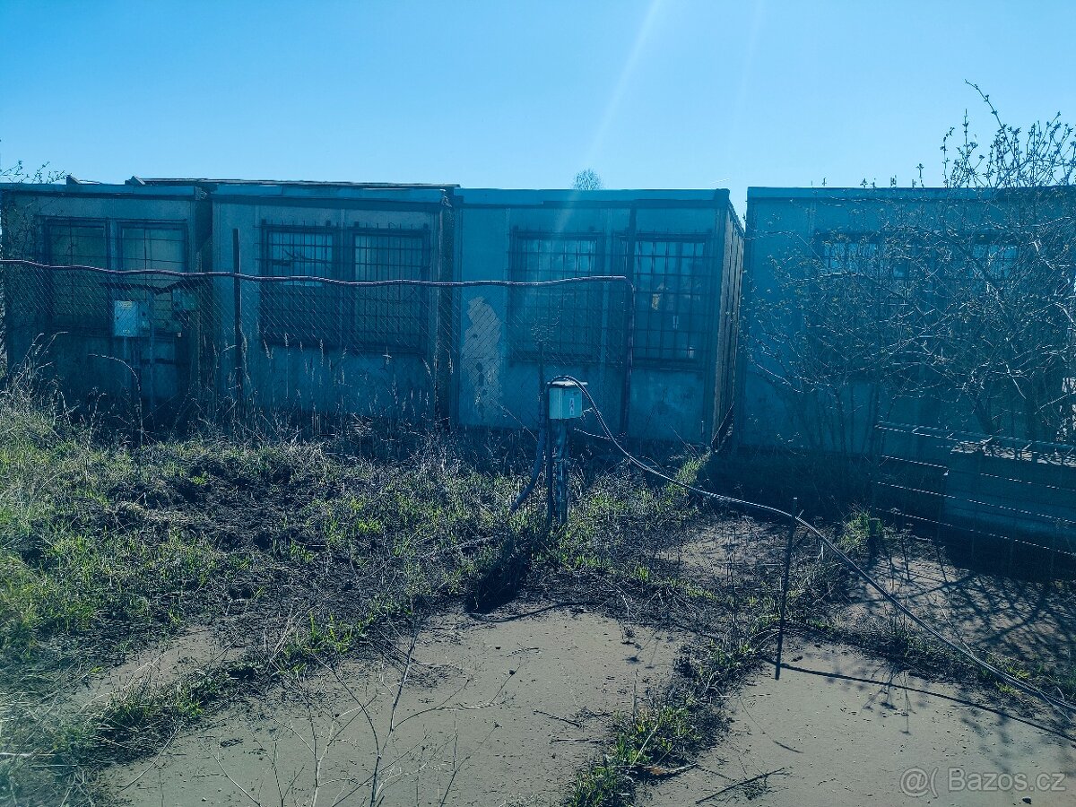 4 ks stavebních buňek - 14