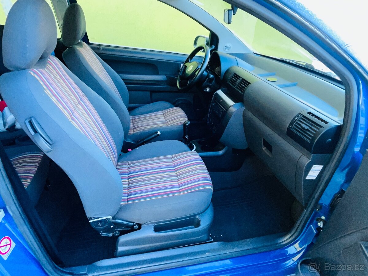 VOLKSWAGEN FOX 1.2 i BENZÍN NAJETO JEN 79 TIS KM PUVOD ČR - 14