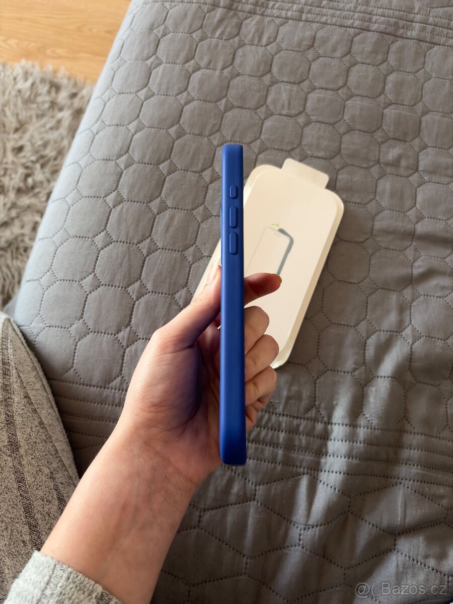 MagSafe kryty na iPhone 16 Plus - 14