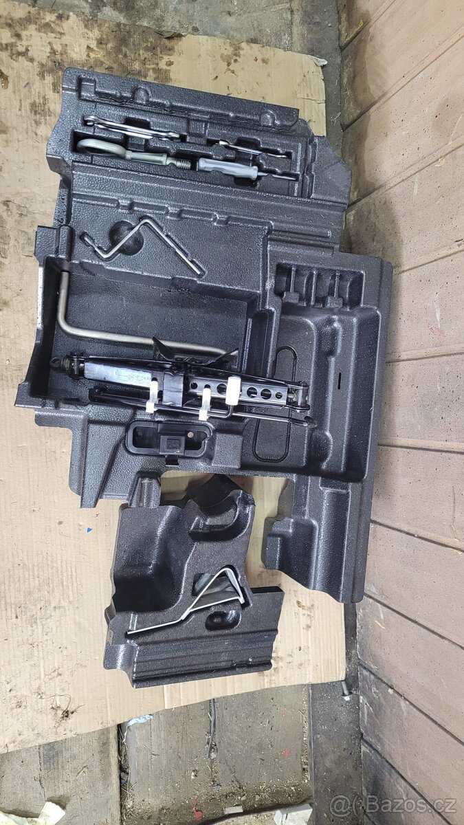 BMW X3 2,0d E83 4x4 2006 DÍLY - 14