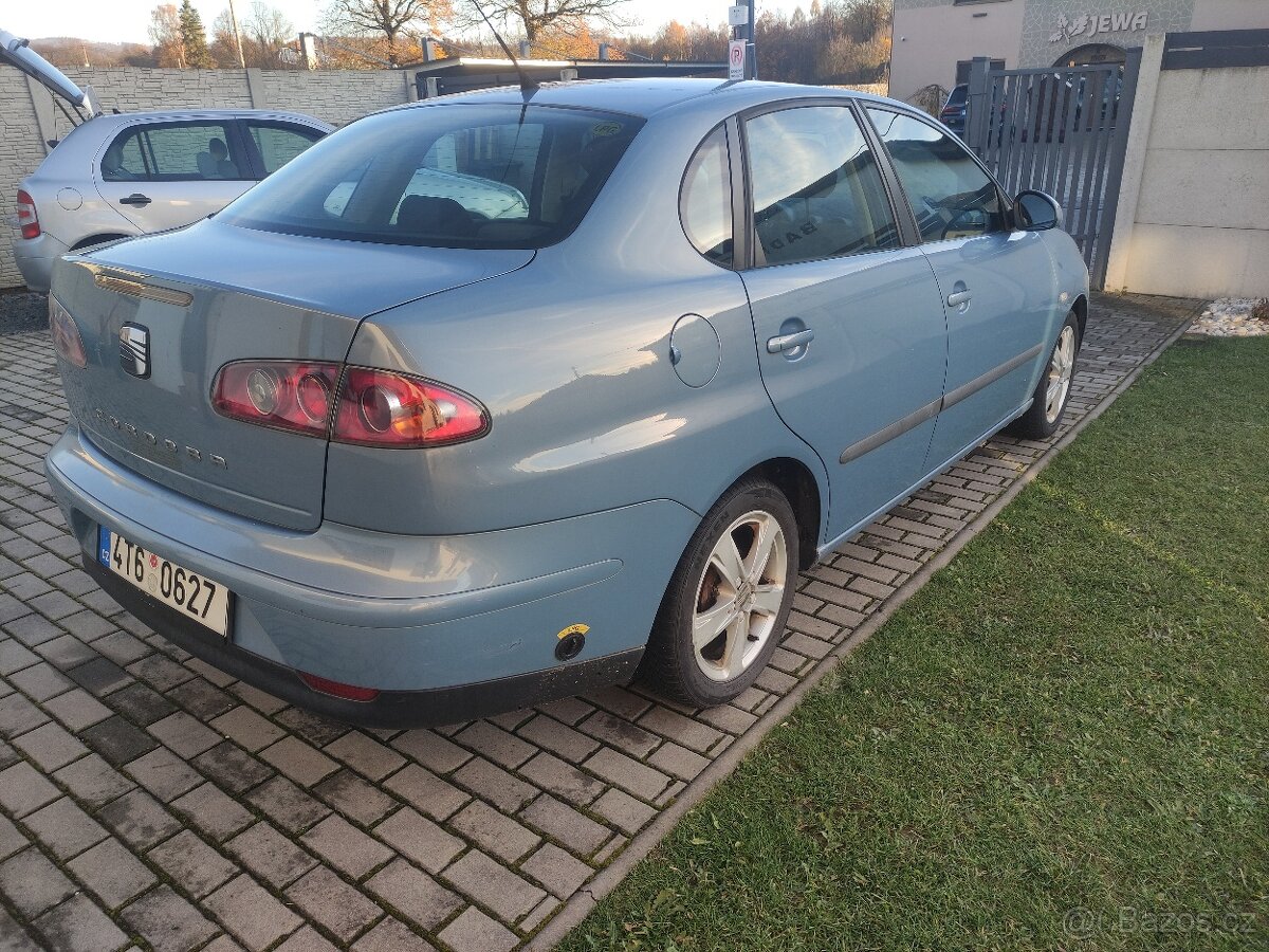 SEAT CORDOBA 1,4 MPI 63 KW LPG - 14