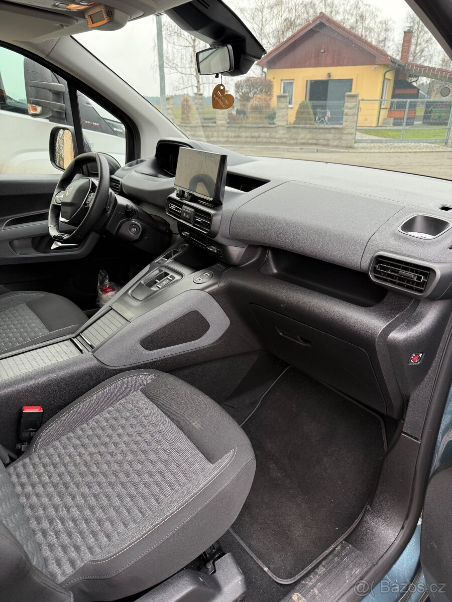 Peugeot Rifter - 14