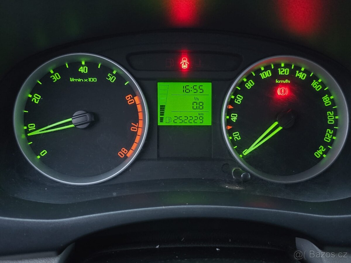 škoda roomster - 14