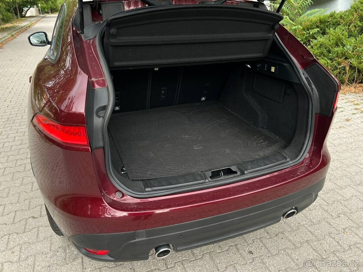 Jaguar F-PACE 3.0d V6 - 14
