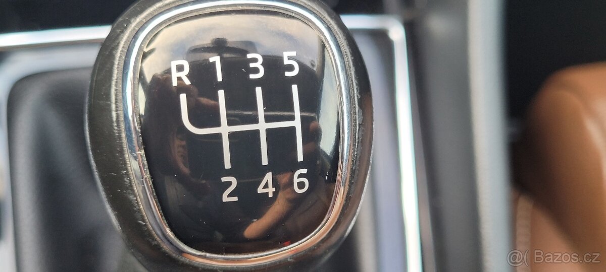 Škoda Karoq TSi STYLE model 2021 VIRTUAL kokpit xenon kůže - 14