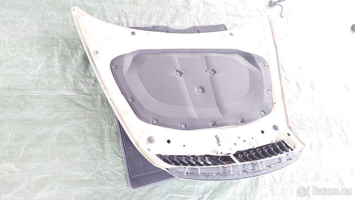 Škoda Octavia 2 - Kapota zlatá LF1U - 14