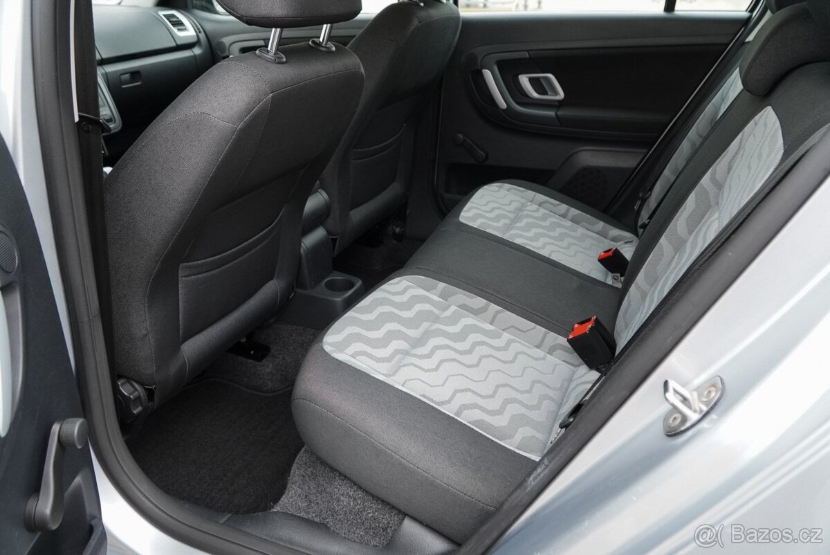 Škoda Fabia 1.6 Ambiente - 14