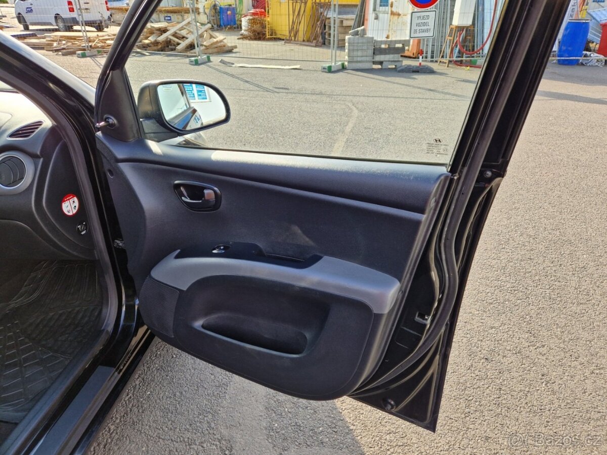 Hyundai i10, 1,1 - 14