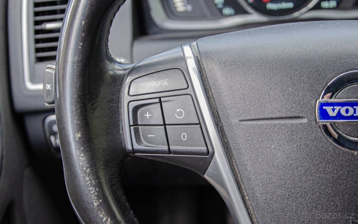 Volvo XC60 D3, 100kW, 6MT - 14