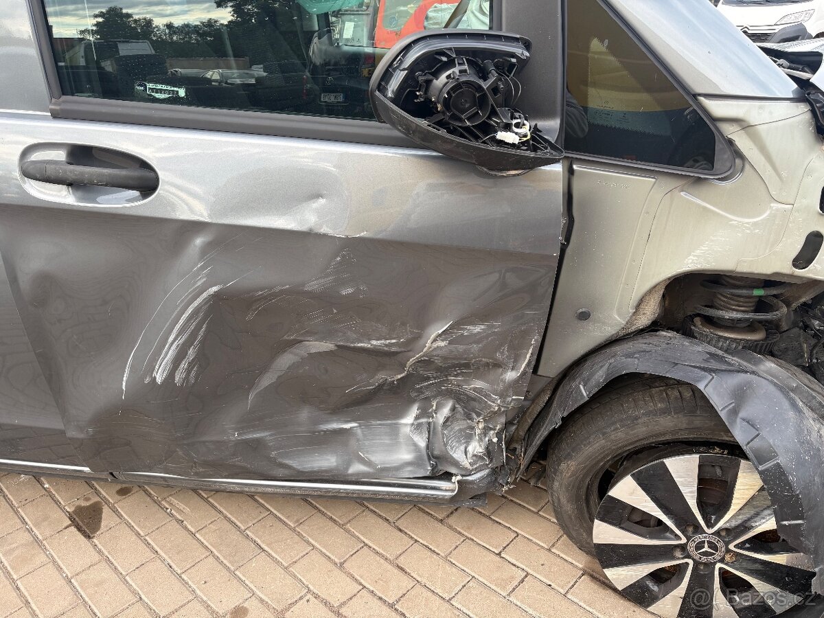 Mercedes vito Tourer 119 - 14