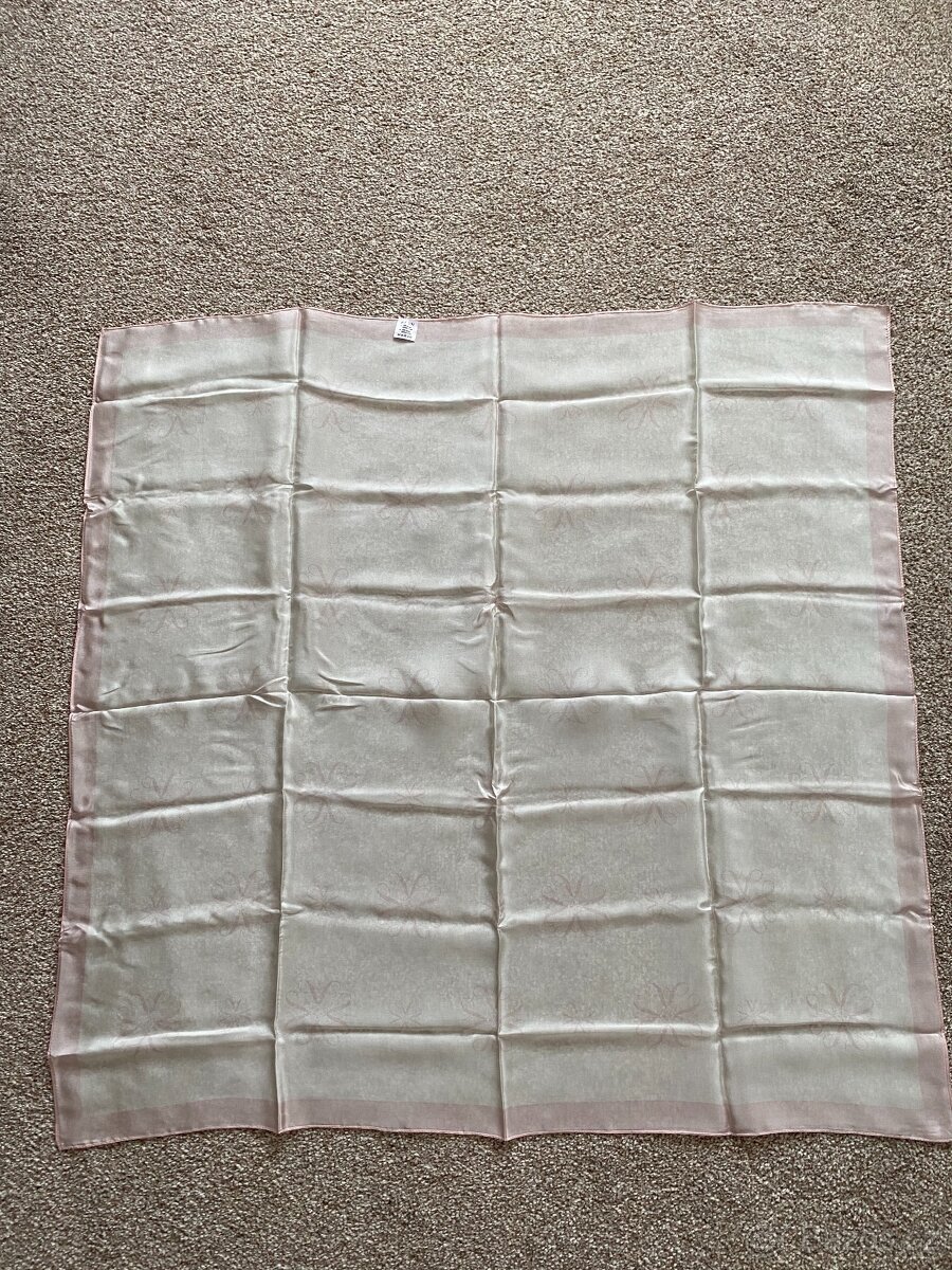 Nový dámský šátek Avon z hedvábí - decentní vzor, orig. bal. - 14