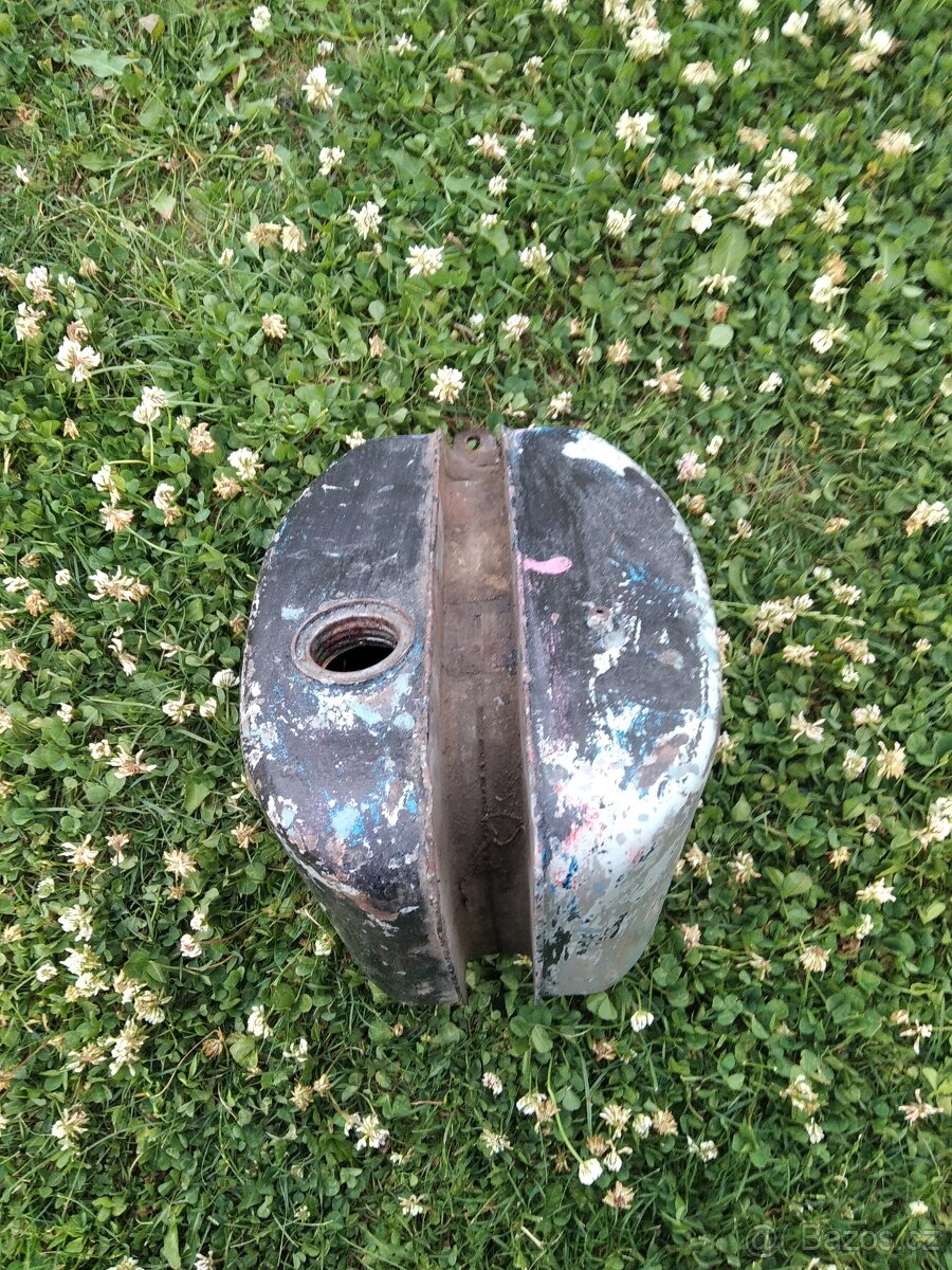 Díly jawa pionýr mustang - 14