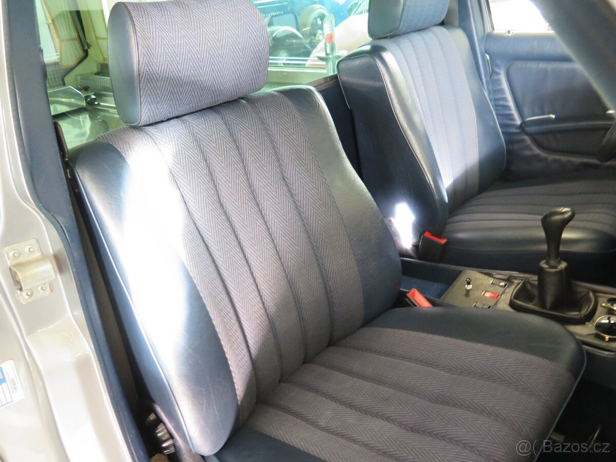 Mercedes-Benz W123 3.0D pohřební vůz, TOP STAV - 14