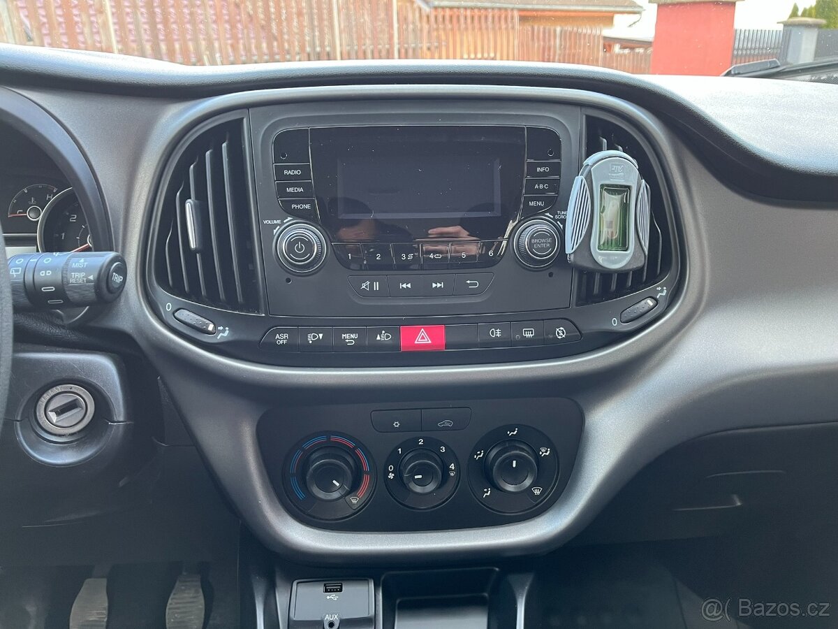 Fiat Dobló 1.4 SX Kombi 2015 98tkm TZ - 14