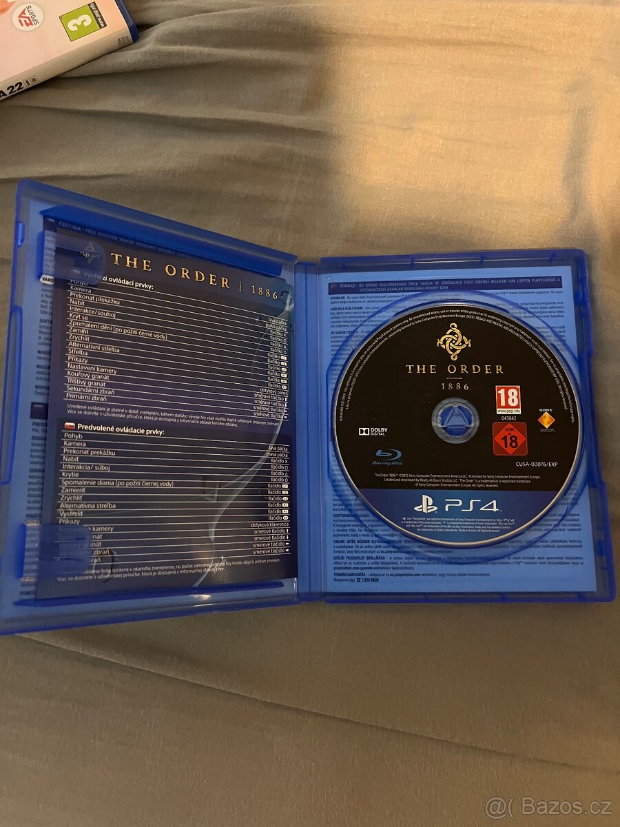 Prodám PS 4 1 TB +2 ovladače a + 4 hry - 14