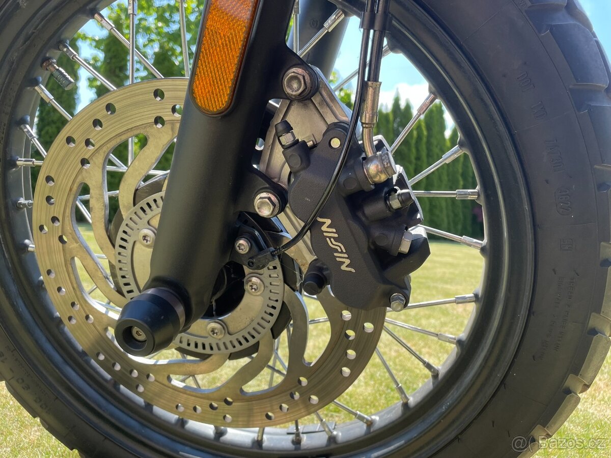 Triumph Street Scrabler 900 - 2018 - 14