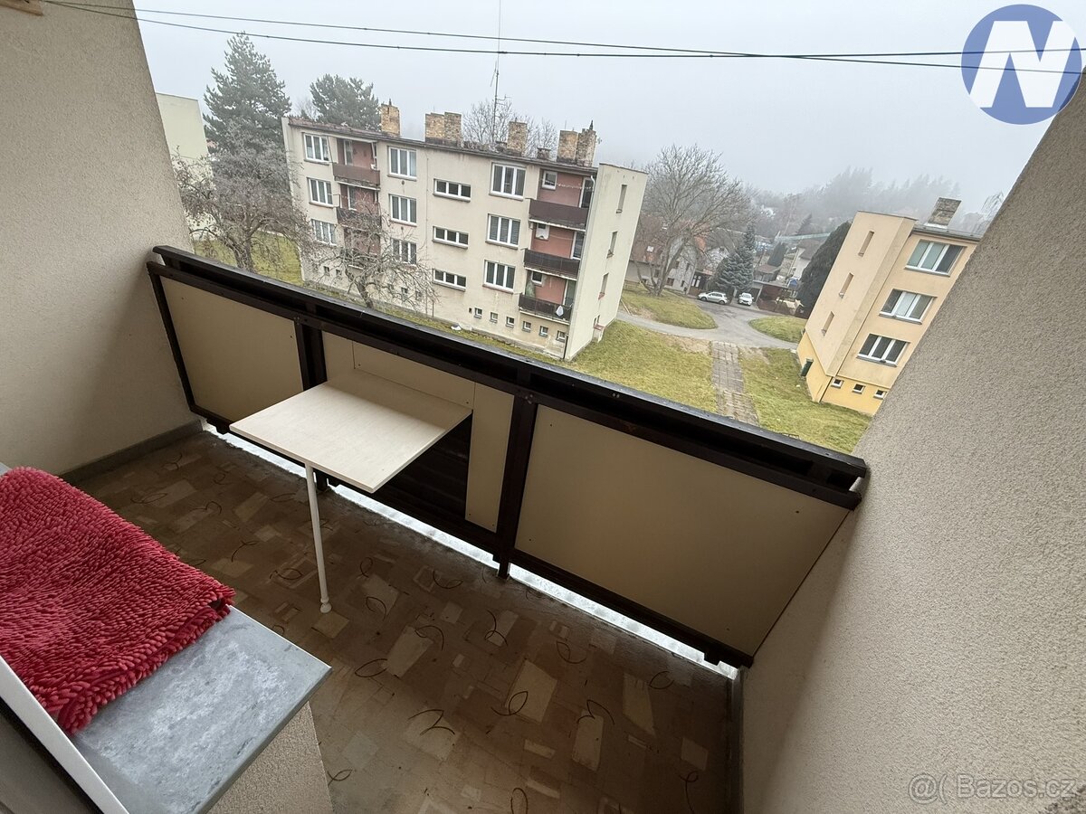 Pronájem bytu 3+1 s balkonem a garáží – Husinec, Kostnická u - 14