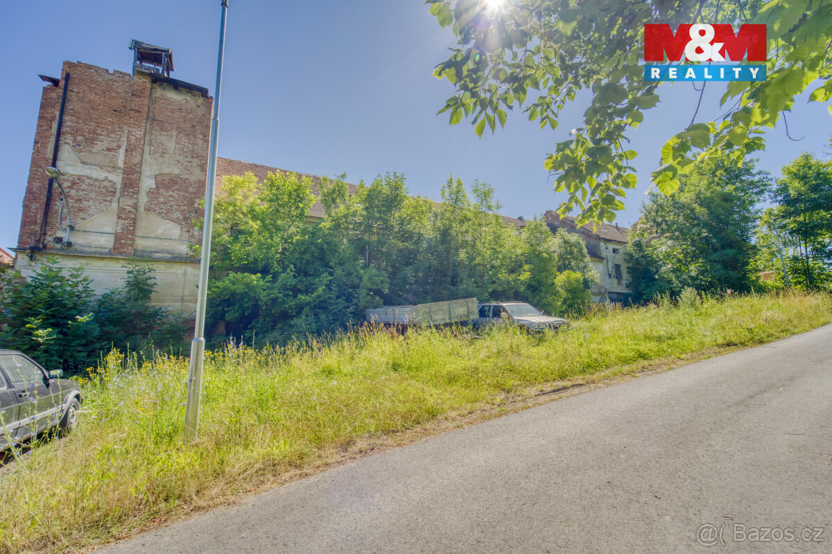 Prodej nájemního domu, 1000 m², Podbořany - 14