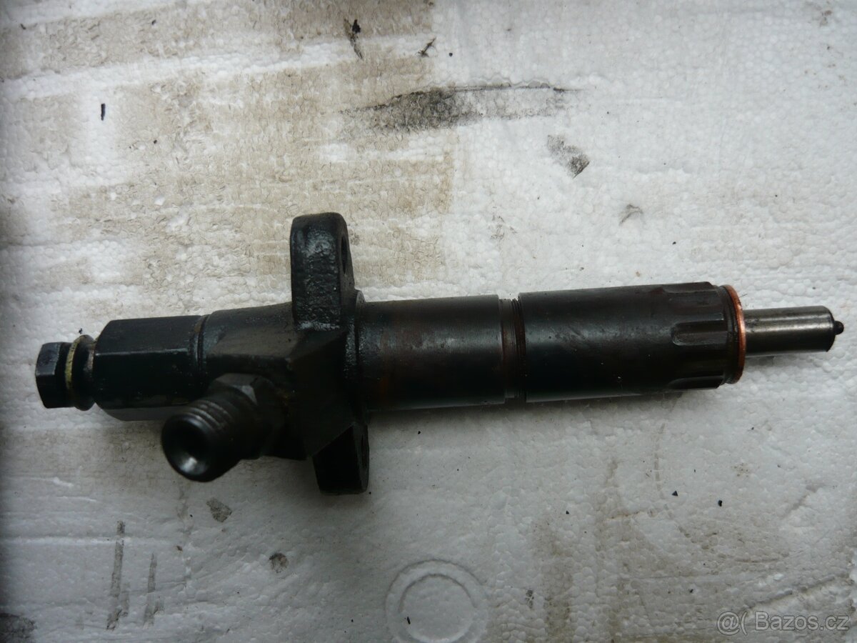 ČÍNSKÝ MOTOR LAIDONG - 3 válec - 14