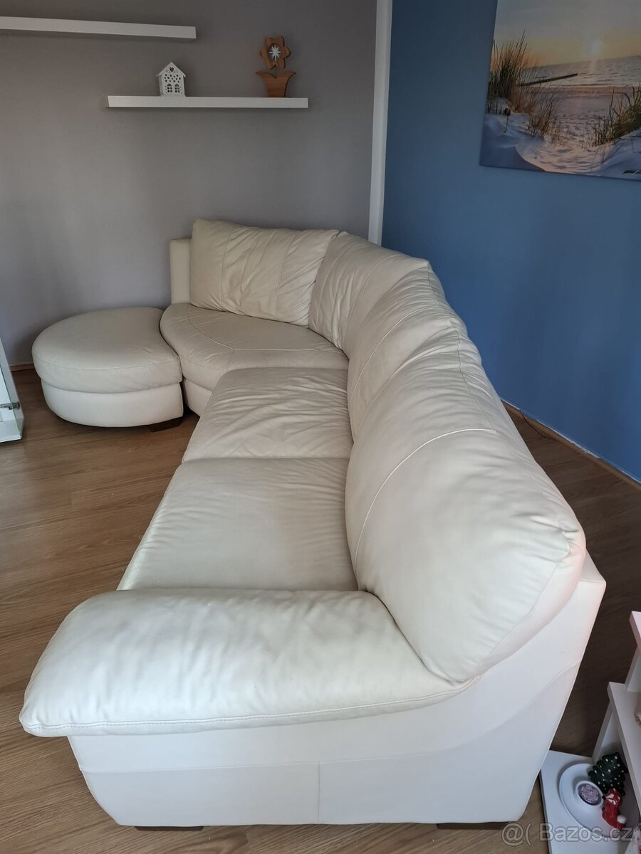 Bytový nábytek, pračka, postele , gauče , stolky , televize - 14