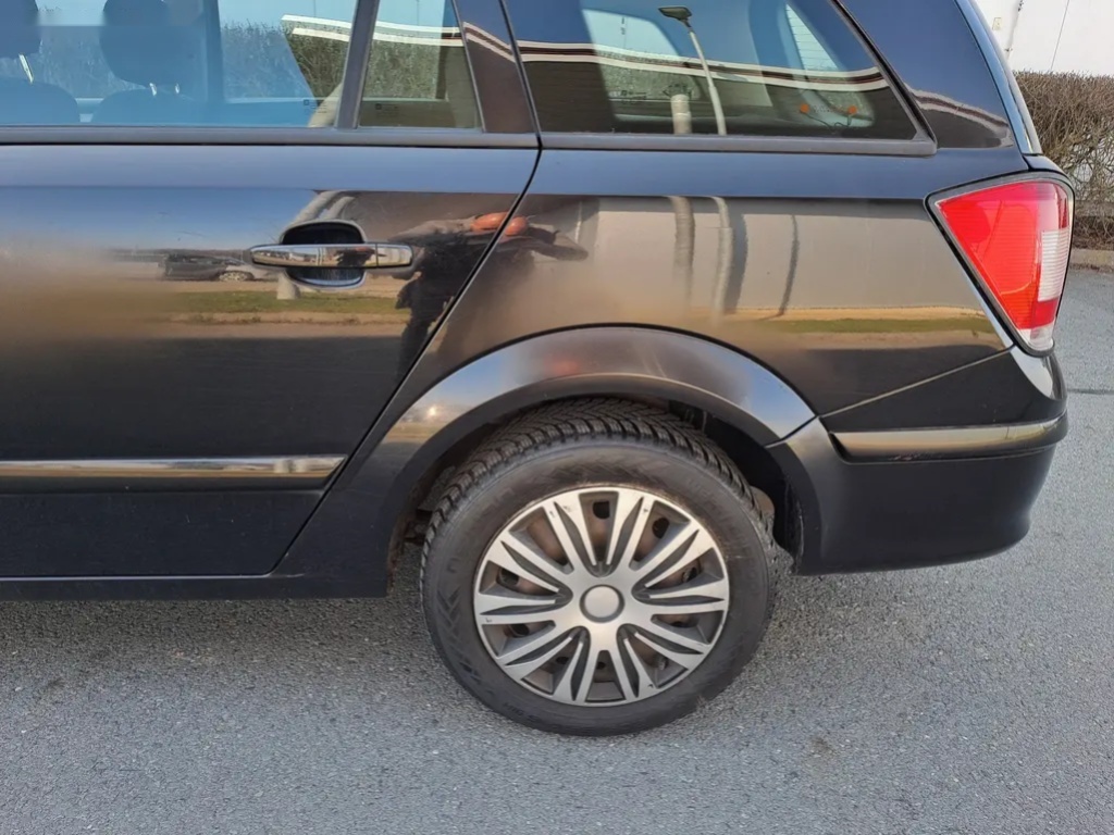 Opel Astra, 1.7CDTI 92KW 6 RYCHLOSTNÍ - 14