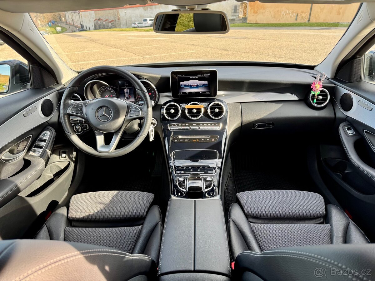 Mercedes-Benz C180 - 14