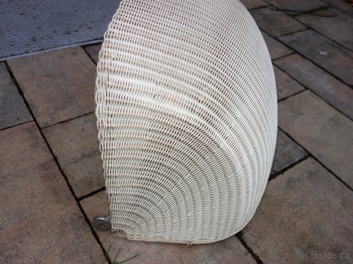 Starý kočárek proutěný /bužírkový/, velký na děcka - 14