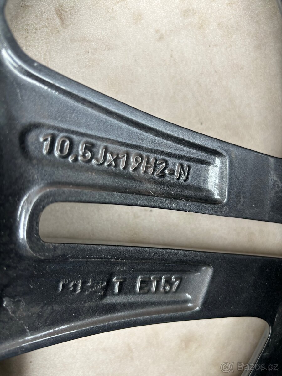 Mercedes R19 z C63 AMG C63s Coupe 5x112 - 14