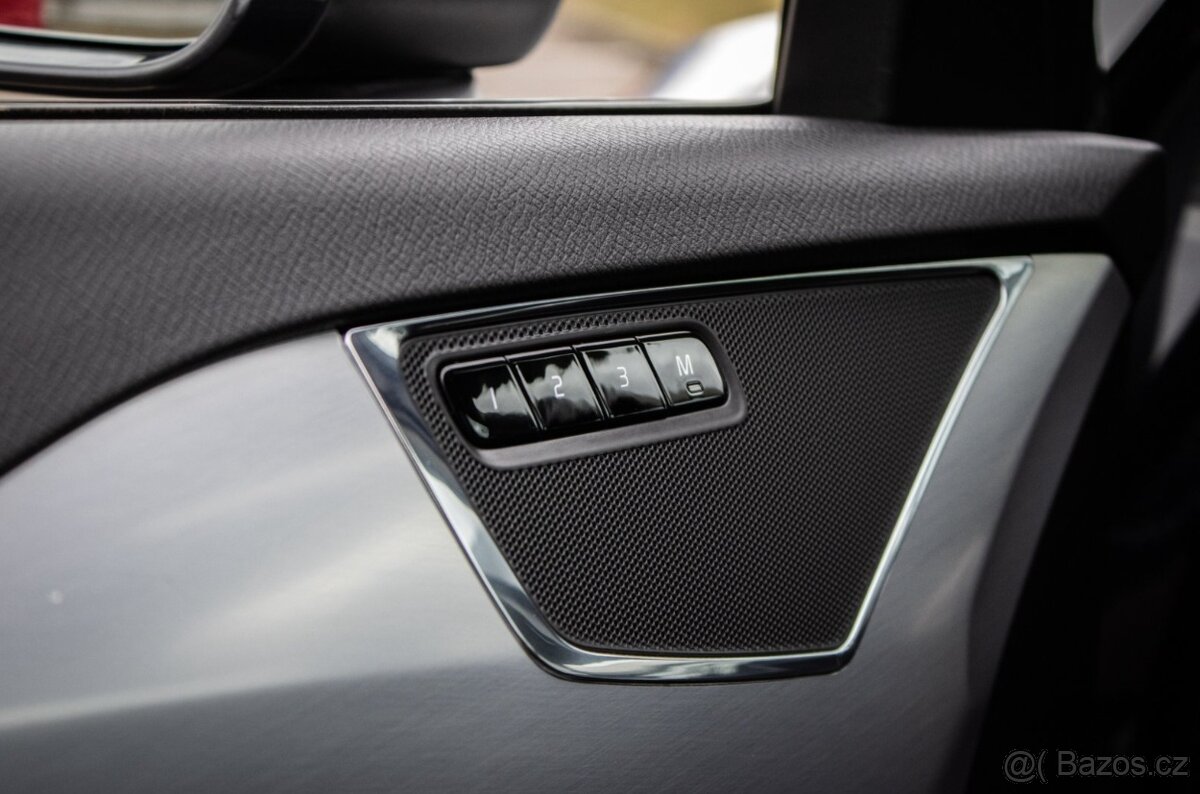 Volvo XC90 D5 173kW 2018, AWD 7-Miestne - 14