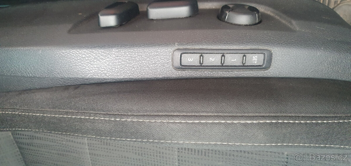 Škoda Superb, 2.0 TDI 110kW / DSG / Navi / TOP stav - 14