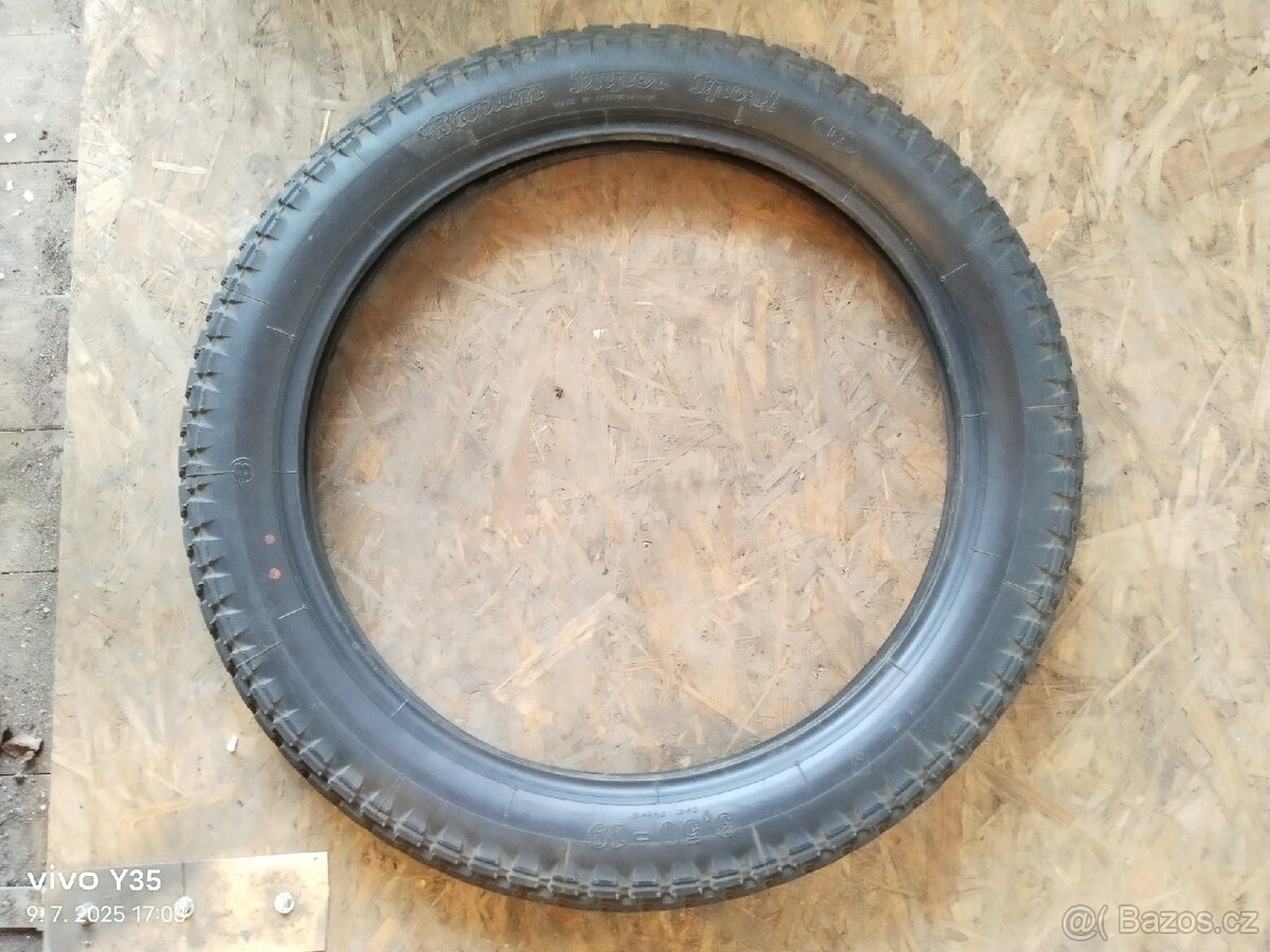 Jawa a ČZ - Baťa a Barum 19" - 14