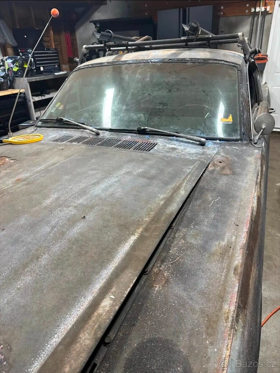 Ford Mustang Fastback - 14