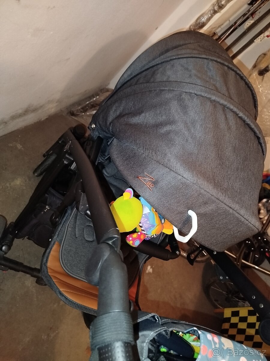 Kočárek Camarelo Zeo - 14