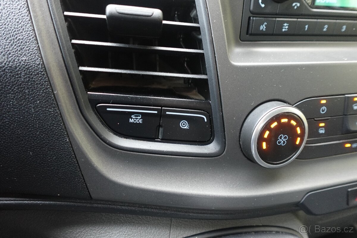 FORD TRANSIT 7 MÍST VALNÍK 2.0TDCI KLIMA - 14