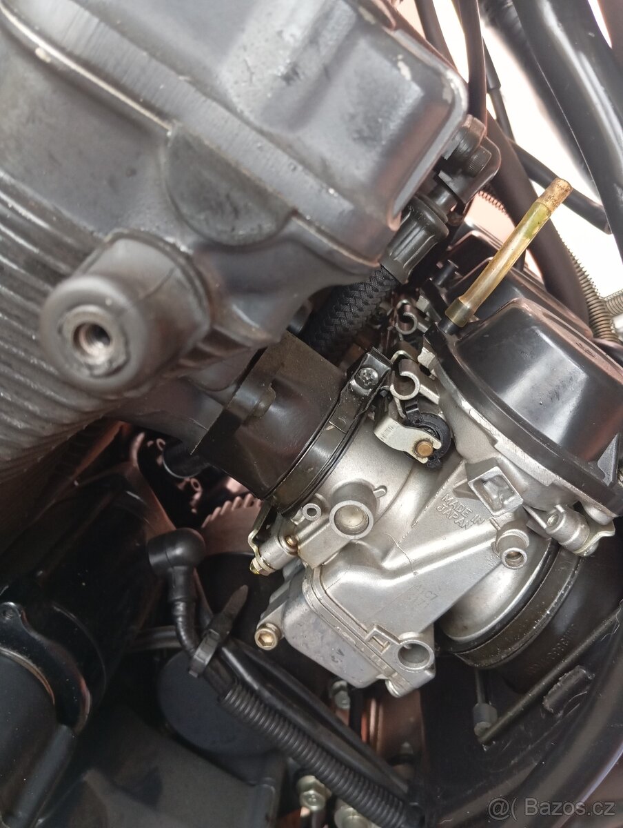 Suzuki GSX-R 1100 - 14