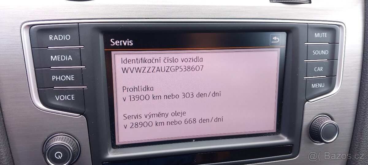 Volkswagen Golf 7 2.0 TDi 110kw top stav - 14