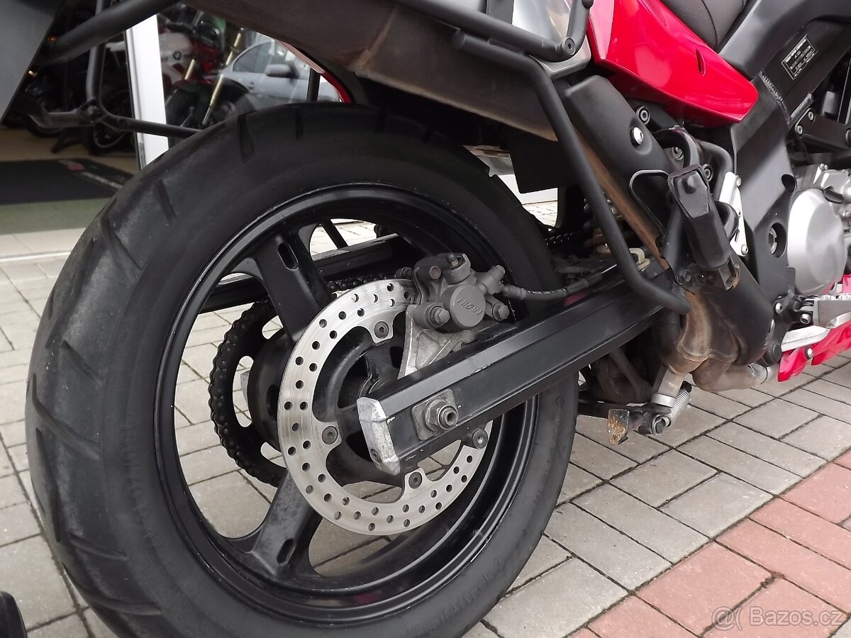 Suzuki DL 650 VStrom - 14