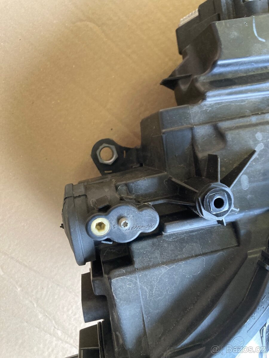 657941016A Pravý LED světlomet ŠKODA SCALA - 14