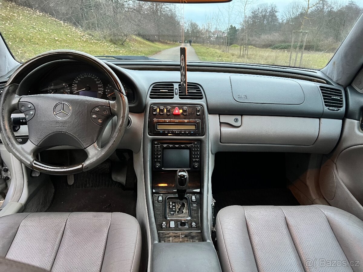 Mercedes-Benz CLK 320 V6 (W208), r. 2001, Avantgarde - 14